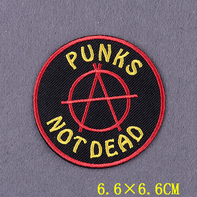 Iron On Patch Punk'S Not Dead  – Velcro Sew On recenzja i cena