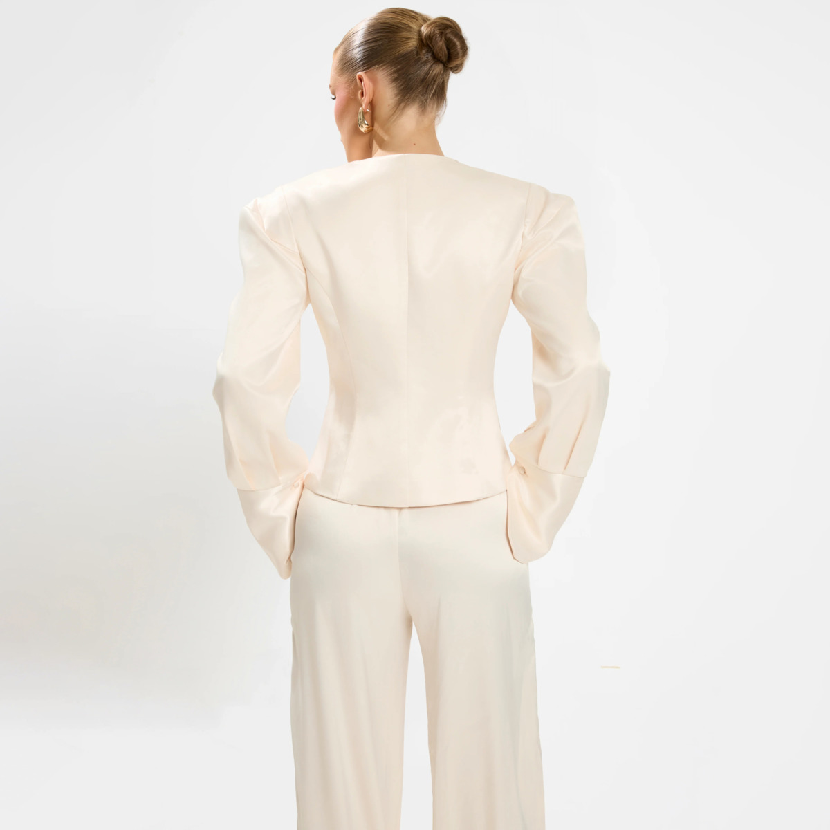 KT Luxury Satin Two Piece Set  – Shoulder Pad Set In recenzja i cena