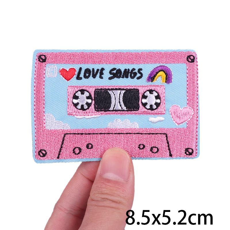 Cartoon Letter Embroidered Pat – Velcro Sew On recenzja i cena